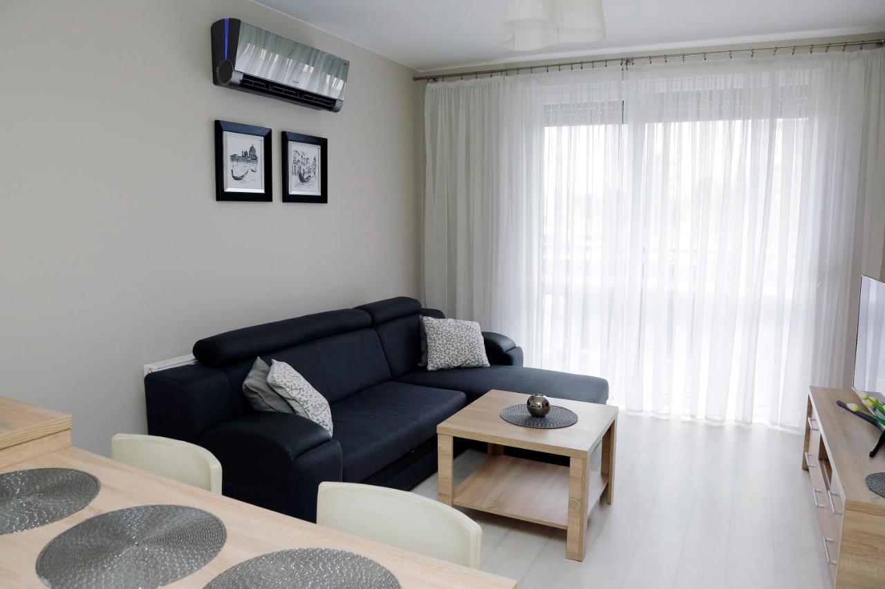 Apartament Teresa W Uniejowie ภายนอก รูปภาพ