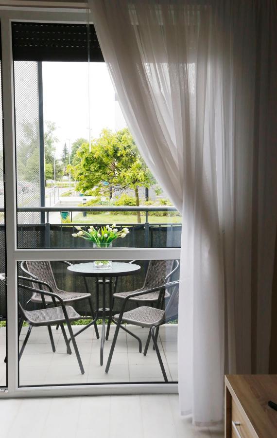 Apartament Teresa W Uniejowie ภายนอก รูปภาพ